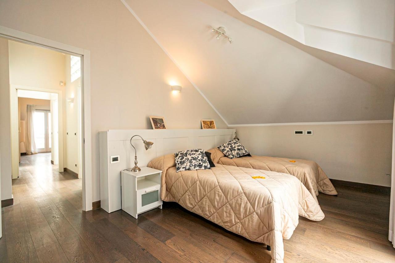 Real Italian Estate - Penthouse Apartman Genova Kültér fotó