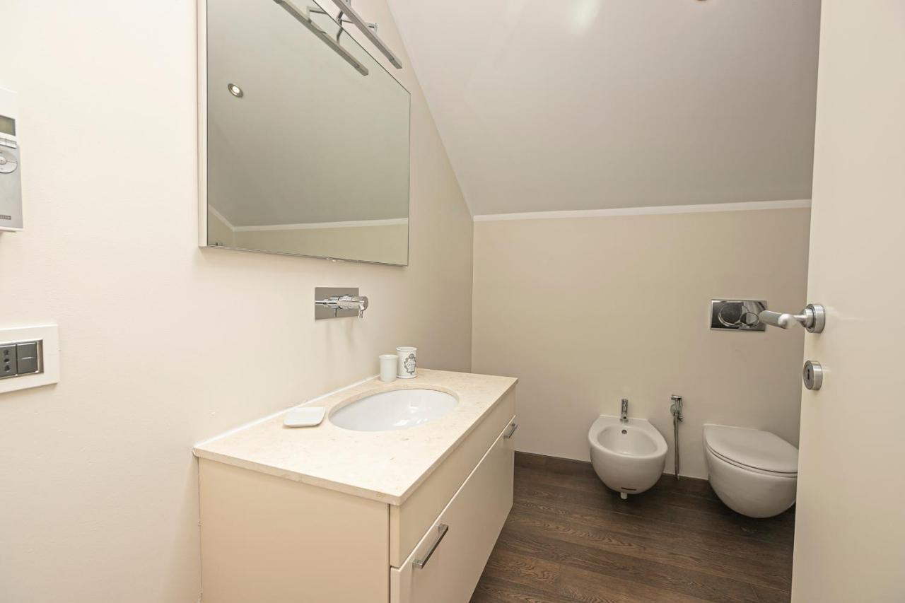 Real Italian Estate - Penthouse Apartman Genova Kültér fotó